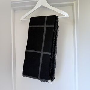 Zara Black and Gray Fringed Scarf